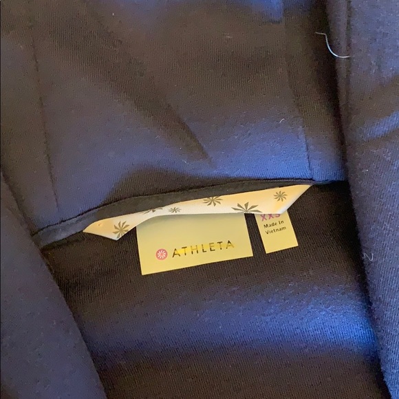 Athleta Vest - Picture 2 of 3